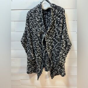 SARA PACINI Black & White Textured Wool Cardigan – One